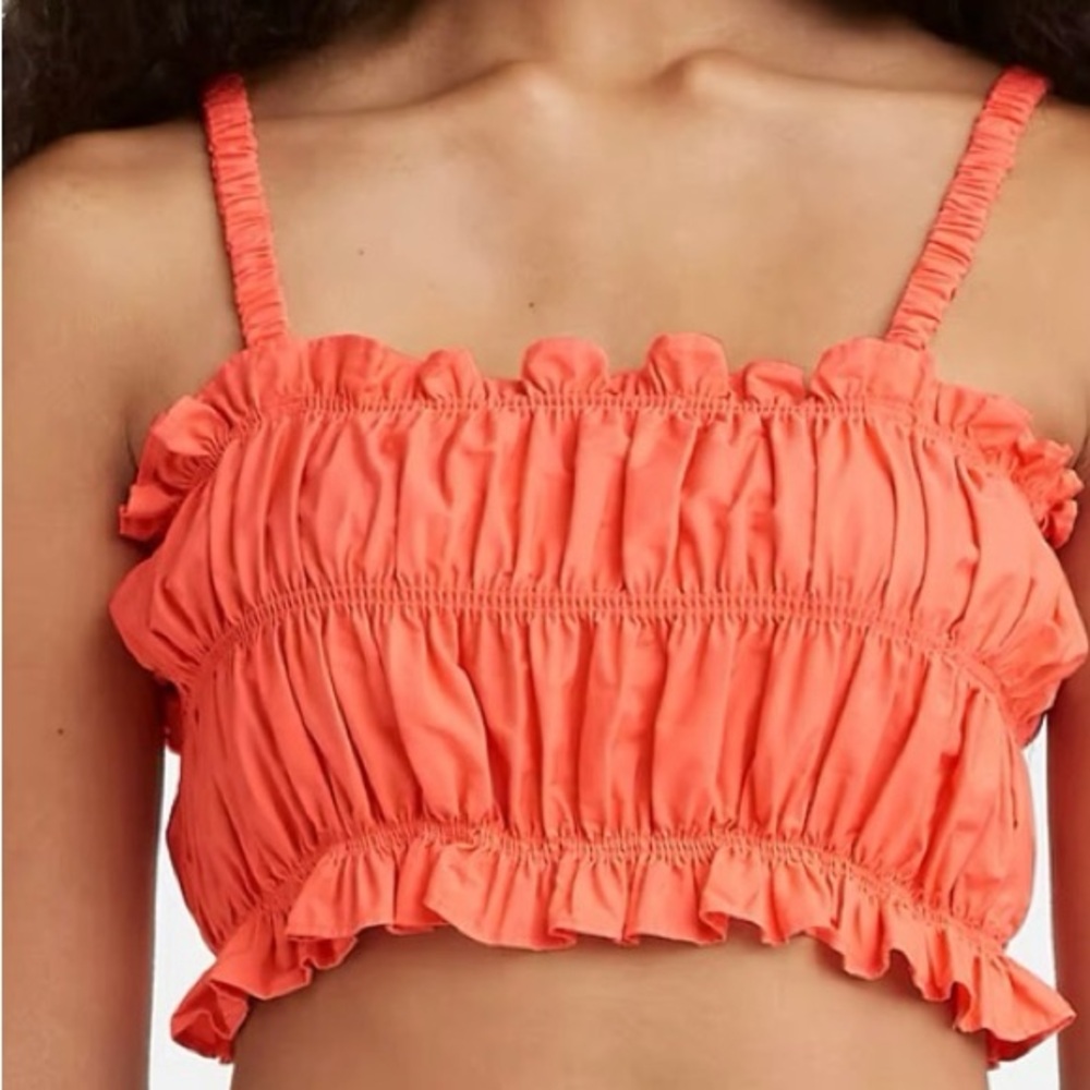 SHARA CINCHED TINY TOP 
LEVI’S